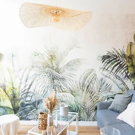 Petit Pour 2 A 3 Personnes * Кан