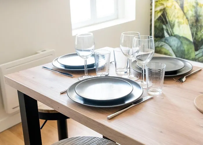 Petit Pour 2 A 3 Personnes アパート カーン